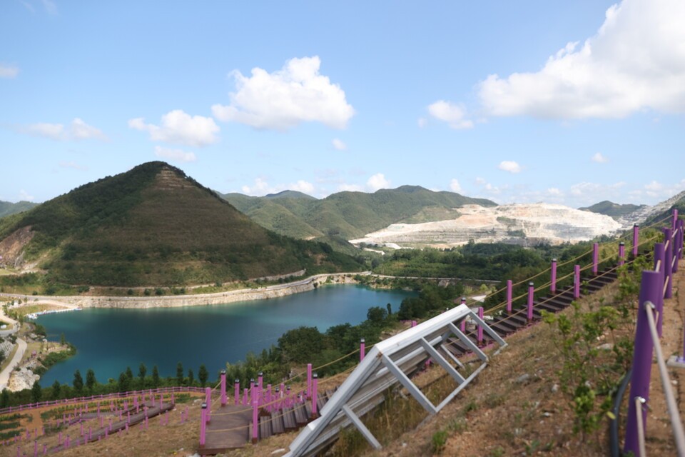 청옥호와 현재 채굴이 진행 중인 무릉별 유천지 인근